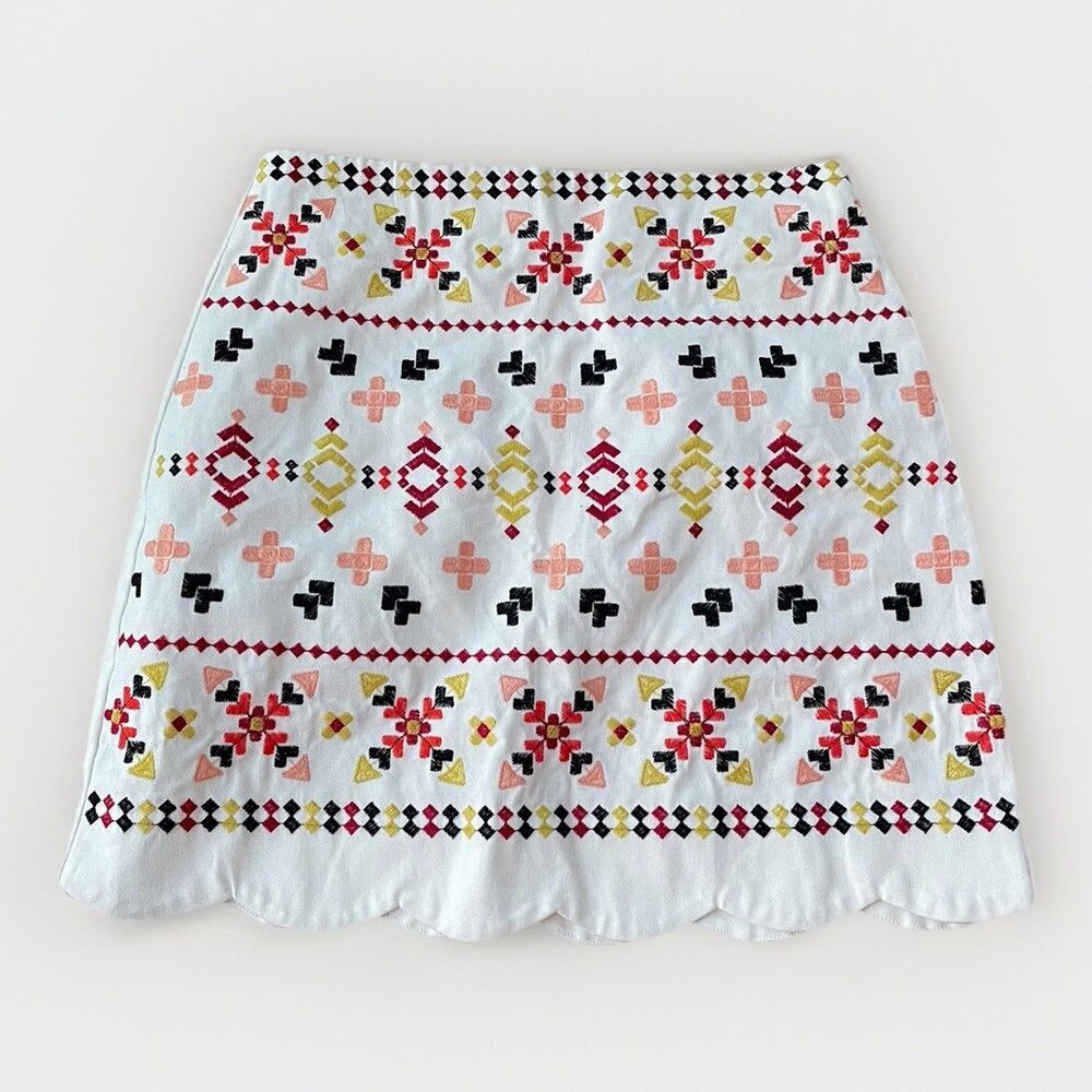 Blue Rain Embroidered Scallop Skirt Size S White Aztec Print NWT